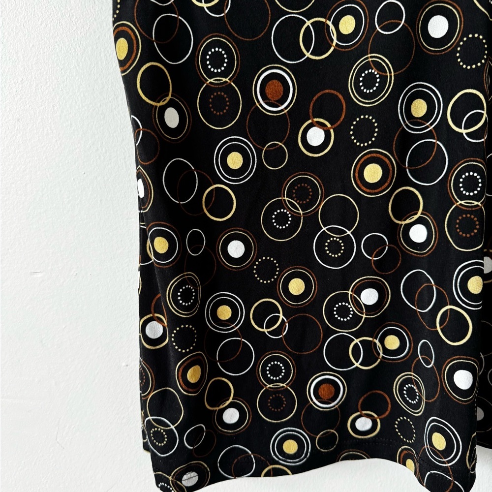 Y2k Black Sleeveless top with Circle Pattern - Picture 5 of 6